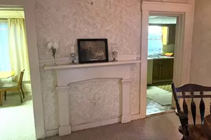 17 Warner St, Newport, RI 02840 - Photo 10