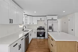 99 Salem Ave, Cranston, RI 02920 - Photo 14