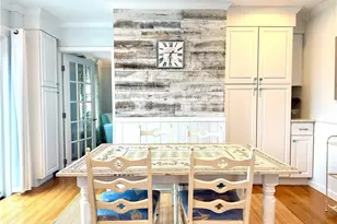 5 Byrnes St, Newport, RI 02840 - Photo 8