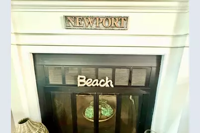 22 Dixon Street, Newport, RI 02840 - Photo 4