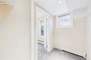 18 Glenwood Ave, Cranston, RI 02910 - Photo 24