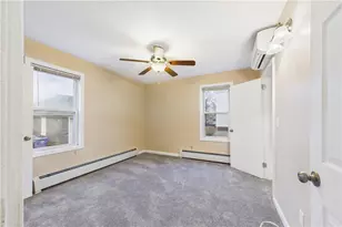 18 Glenwood Ave, Cranston, RI 02910 - Photo 22