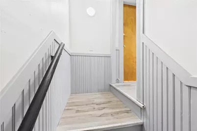 18 Glenwood Avenue, Cranston, RI 02910 - Photo 12