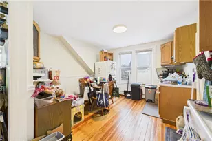 18 Glenwood Ave, Cranston, RI 02910 - Photo 36