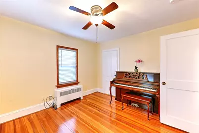 509 Middle Highway, Barrington, RI 02806 - Photo 16