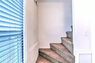 509 Middle Hwy, Barrington, RI 02806 - Photo 24