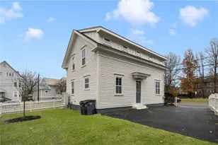 103 Evergreen St, Providence, RI 02906 - Photo 40