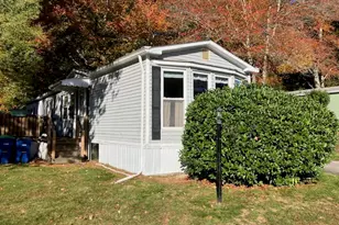 15 Friar Tuck Ln, Coventry, RI 02816 - Photo 2