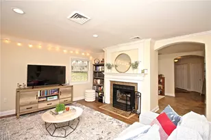 38 Lawton Brook Ln, Portsmouth, RI 02871 - Photo 26