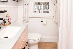 38 Bridgton Rd, Cranston, RI 02910 - Photo 10