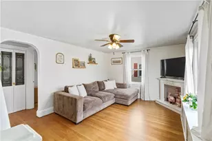 38 Bridgton Rd, Cranston, RI 02910 - Photo 8