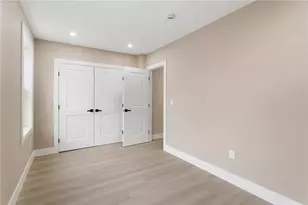 54 Diamond St, Providence, RI 02907 - Photo 24