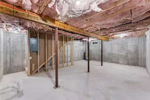 54 Diamond St, Providence, RI 02907 - Photo 30