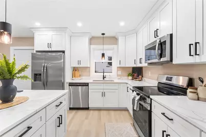 54 Diamond Street, Providence, RI 02907 - Photo 6