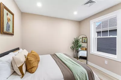 54 Diamond Street, Providence, RI 02907 - Photo 18