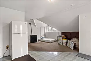 102 Francis Ave, Pawtucket, RI 02860 - Photo 32