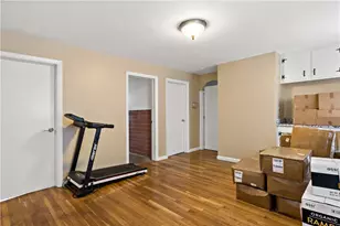 102 Francis Ave, Pawtucket, RI 02860 - Photo 6