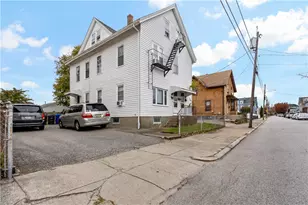 102 Francis Ave, Pawtucket, RI 02860 - Photo 2