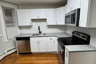 438 Pawtucket Ave, Pawtucket, RI 02860 - Photo 4