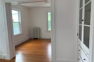 68 Evarts St, Newport, RI 02840 - Photo 8