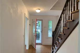 68 Evarts St, Newport, RI 02840 - Photo 6