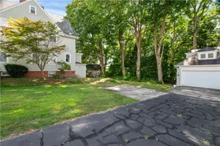 74 Highland St, Woonsocket, RI 02895 - Photo 40