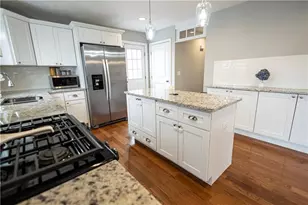 88 Phillip Ave, Cumberland, RI 02864 - Photo 12