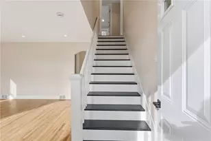 228 London Ave, Pawtucket, RI 02861 - Photo 22