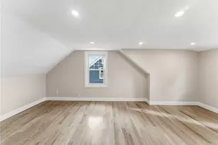 228 London Ave, Pawtucket, RI 02861 - Photo 30