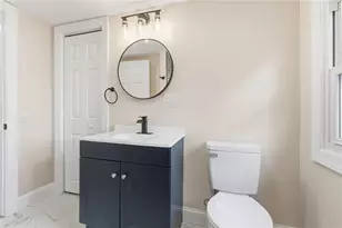 228 London Ave, Pawtucket, RI 02861 - Photo 26