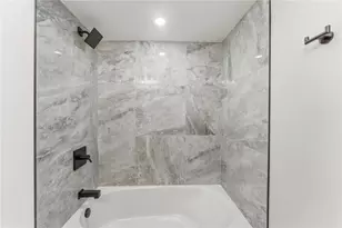 228 London Ave, Pawtucket, RI 02861 - Photo 18