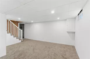 228 London Ave, Pawtucket, RI 02861 - Photo 32