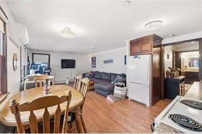 1060 Main Street, West Warwick, RI 02893 - Photo 28