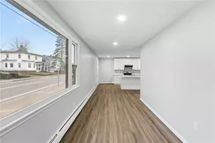 1060 Main St, West Warwick, RI 02893 - Photo 20