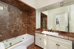 72 Manning St, Providence, RI 02906 - Photo 30