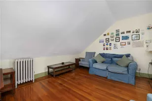 377 Hope St, Providence, RI 02906 - Photo 12