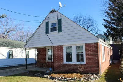 18 Doane Street, Cranston, RI 02910 - Photo 2