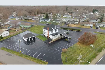 982 Warwick Avenue, Warwick, RI 02888 - Photo 6