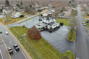 982 Warwick Ave, Warwick, RI 02888 - Photo 1