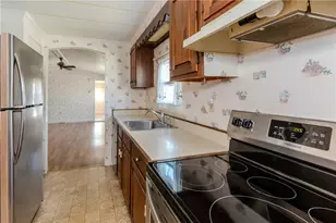 48 Cantaberry Ln, Coventry, RI 02816 - Photo 14