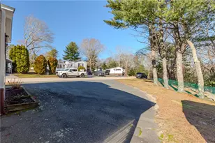 48 Cantaberry Ln, Coventry, RI 02816 - Photo 36