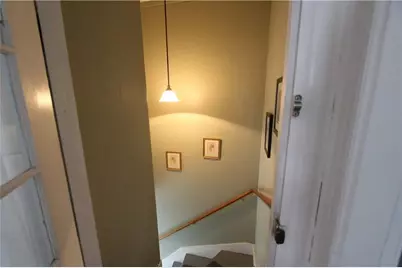 28 McAllister Street #2, Newport, RI 02840 - Photo 6