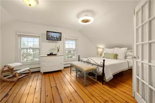 35 Marsh St, Newport, RI 02840 - Photo 16