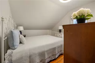 35 Marsh St, Newport, RI 02840 - Photo 20