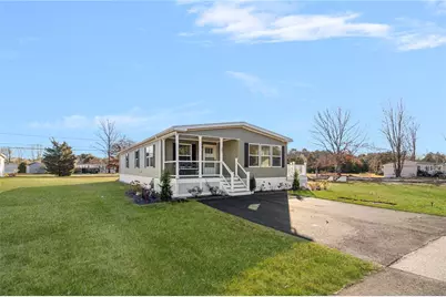 22 Valiant Drive, Coventry, RI 02816 - Photo 2