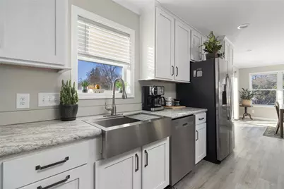 22 Valiant Drive, Coventry, RI 02816 - Photo 8