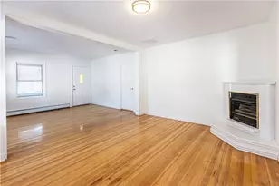 32 Sykes St, Warwick, RI 02886 - Photo 4