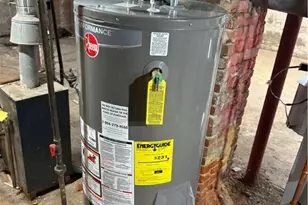 45 Yale Ave, Providence, RI 02908 - Photo 14