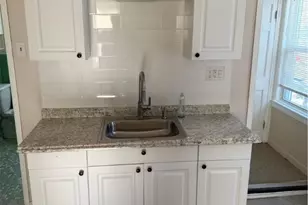 45 Yale Ave, Providence, RI 02908 - Photo 4