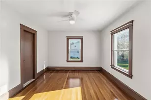 196 Harrison Ave, Warwick, RI 02888 - Photo 16